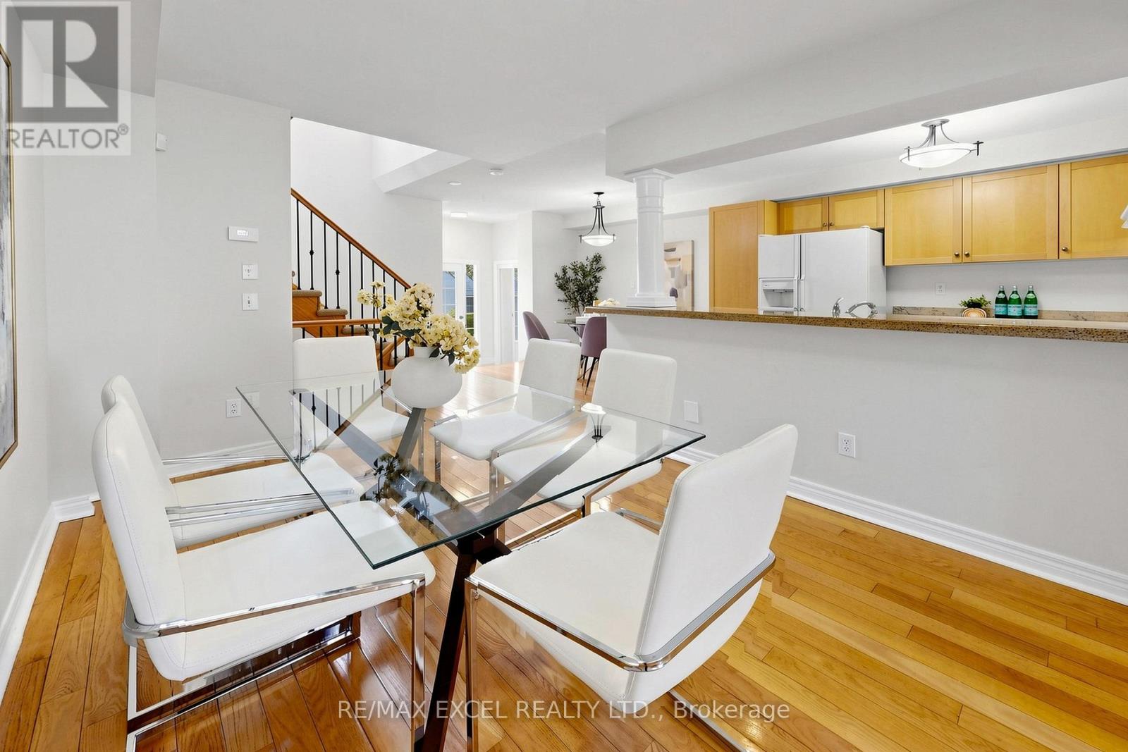 523 Bur Oak Avenue, Markham, Ontario  L6C 2S5 - Photo 11 - N12978630