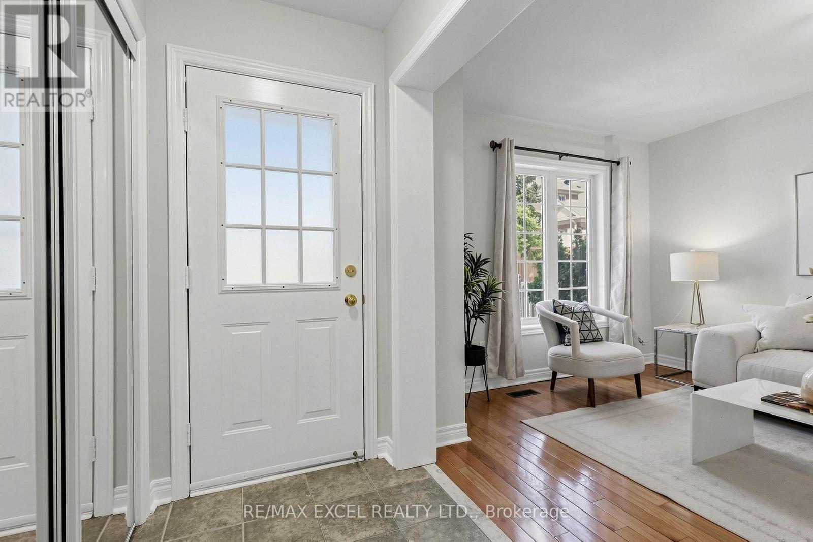 523 Bur Oak Avenue, Markham, Ontario  L6C 2S5 - Photo 19 - N12978630