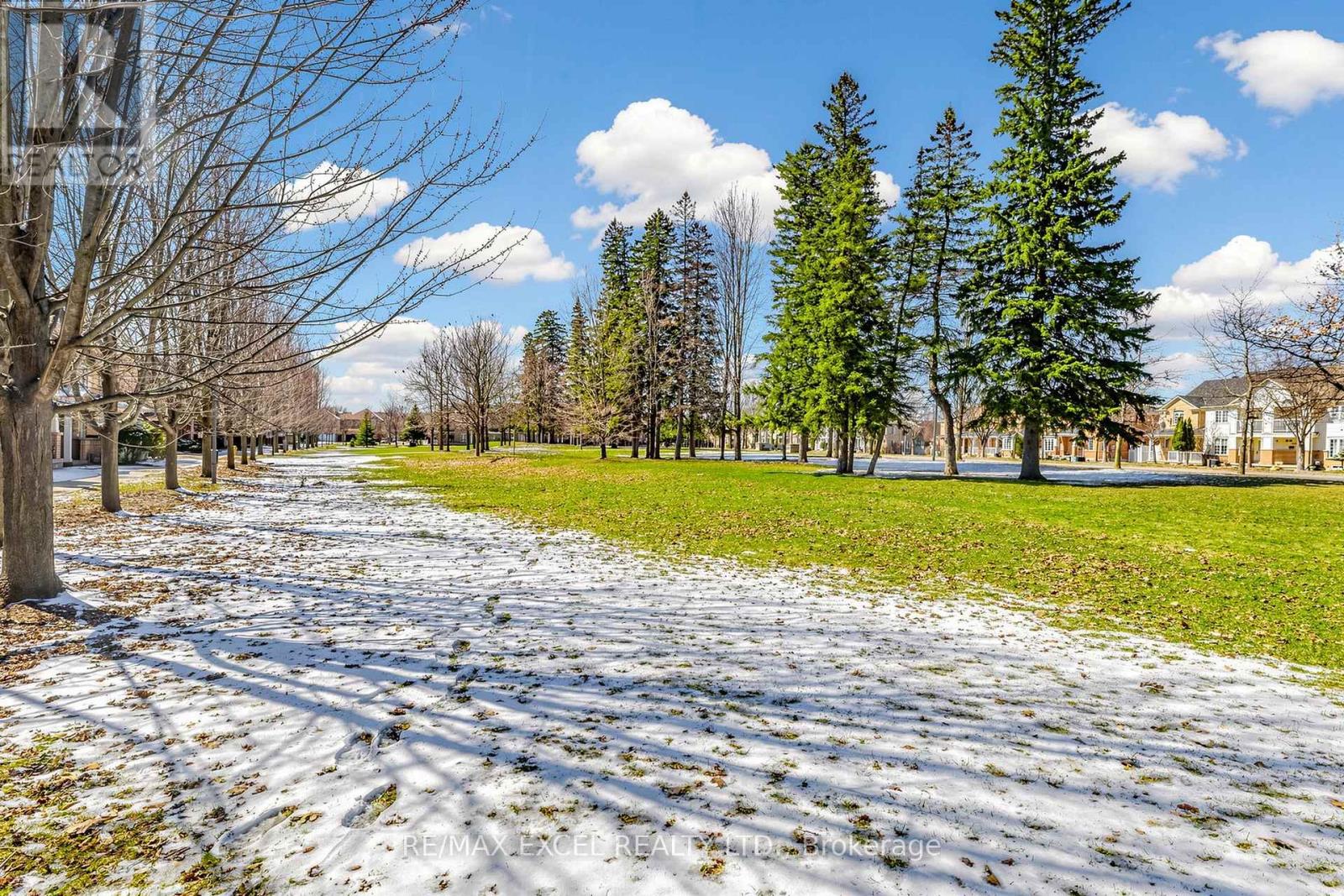 523 Bur Oak Avenue, Markham, Ontario  L6C 2S5 - Photo 46 - N12978630