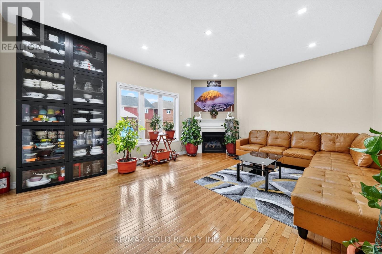 161 Shephard Avenue, New Tecumseth, Ontario  L9R 0J9 - Photo 18 - N12978642