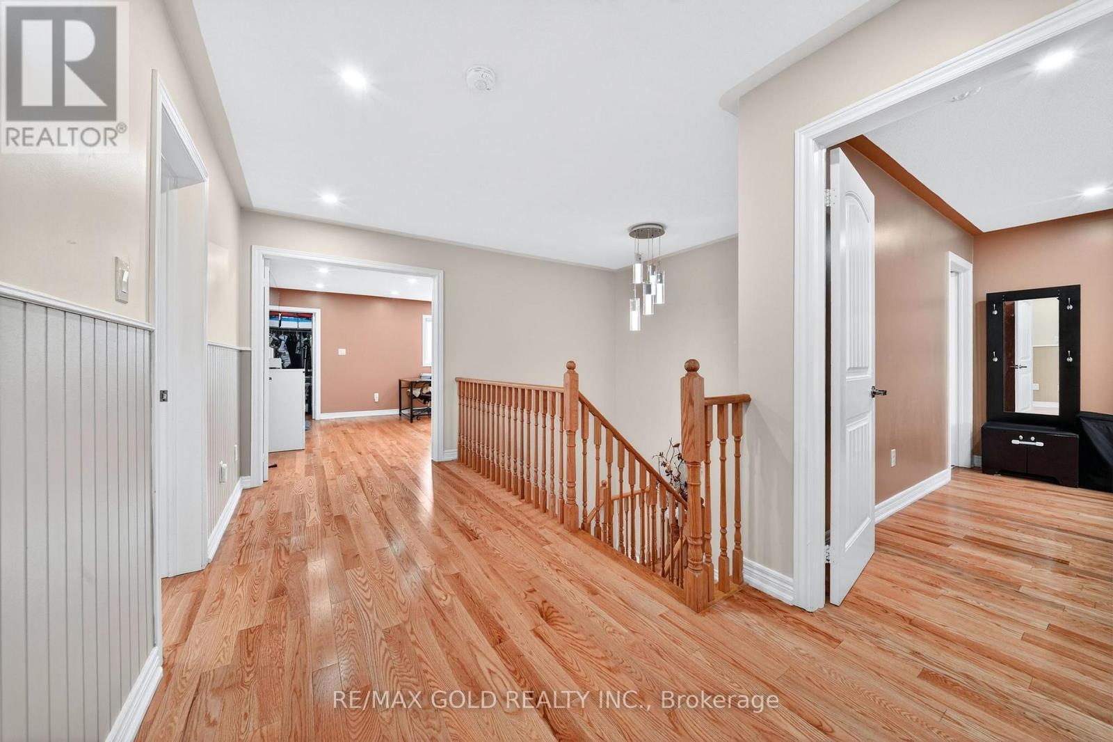 161 Shephard Avenue, New Tecumseth, Ontario  L9R 0J9 - Photo 21 - N12978642