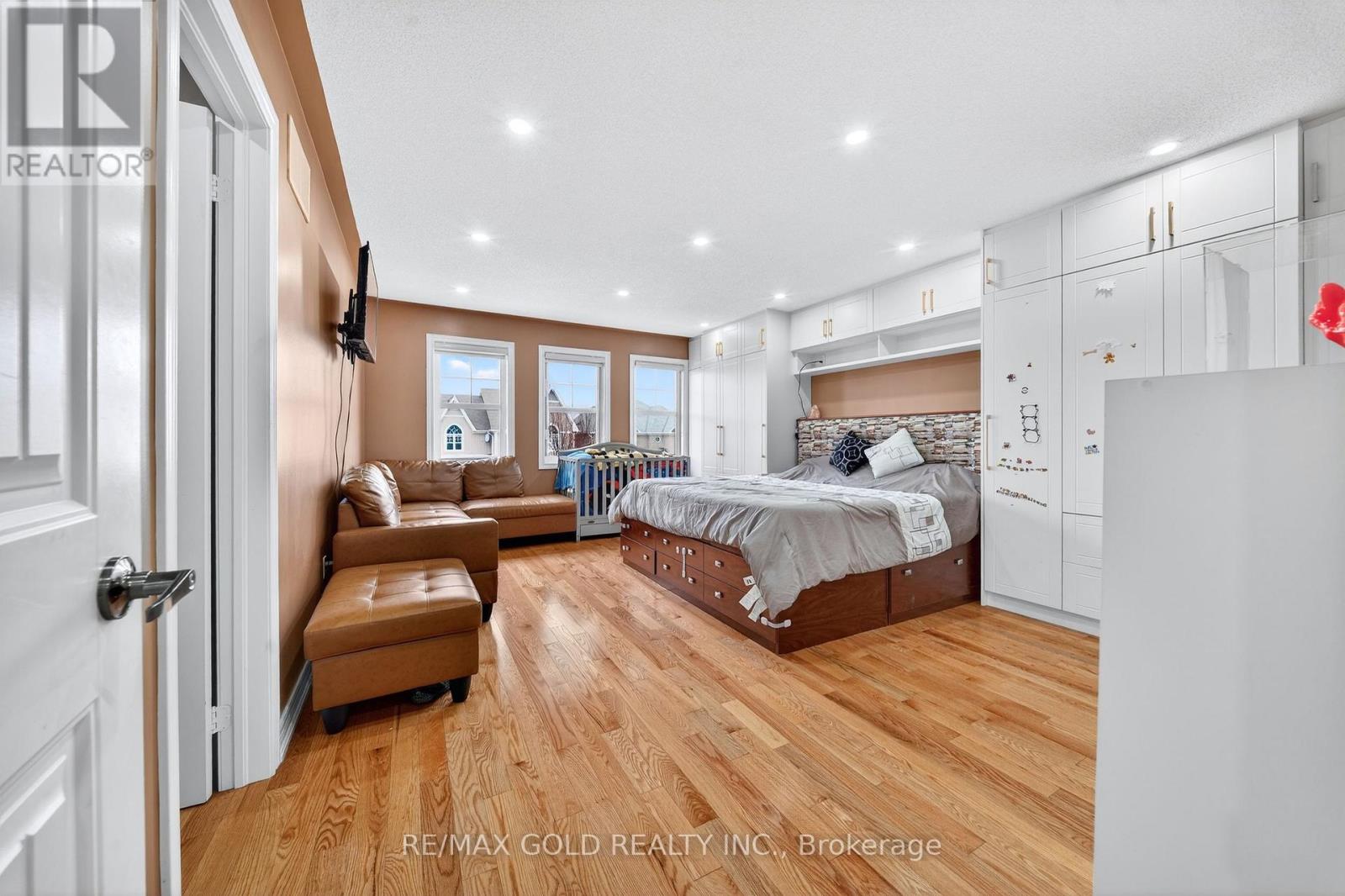 161 Shephard Avenue, New Tecumseth, Ontario  L9R 0J9 - Photo 27 - N12978642