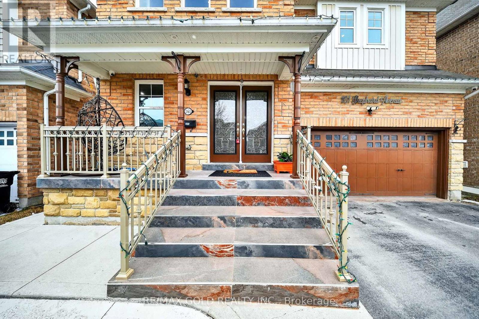 161 Shephard Avenue, New Tecumseth, Ontario  L9R 0J9 - Photo 3 - N12978642