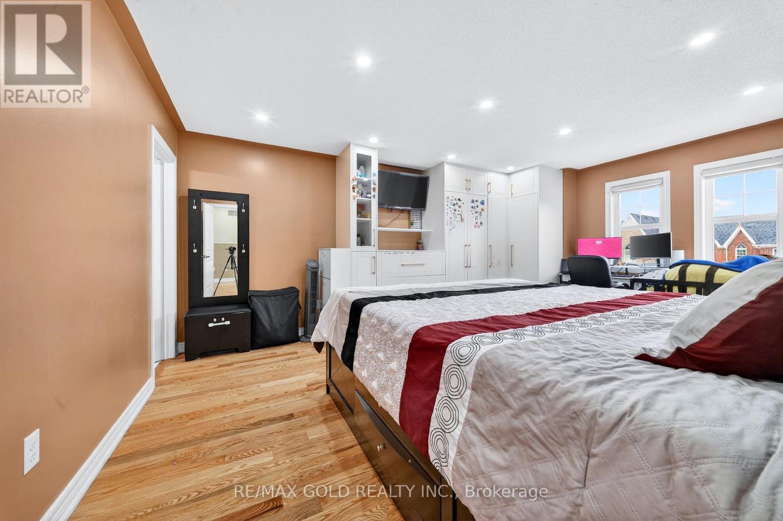 161 Shephard Avenue, New Tecumseth, Ontario  L9R 0J9 - Photo 32 - N12978642