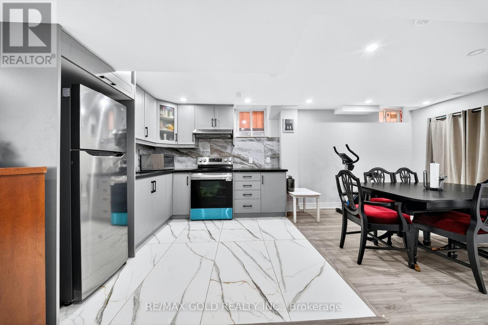 161 Shephard Avenue, New Tecumseth, Ontario  L9R 0J9 - Photo 37 - N12978642