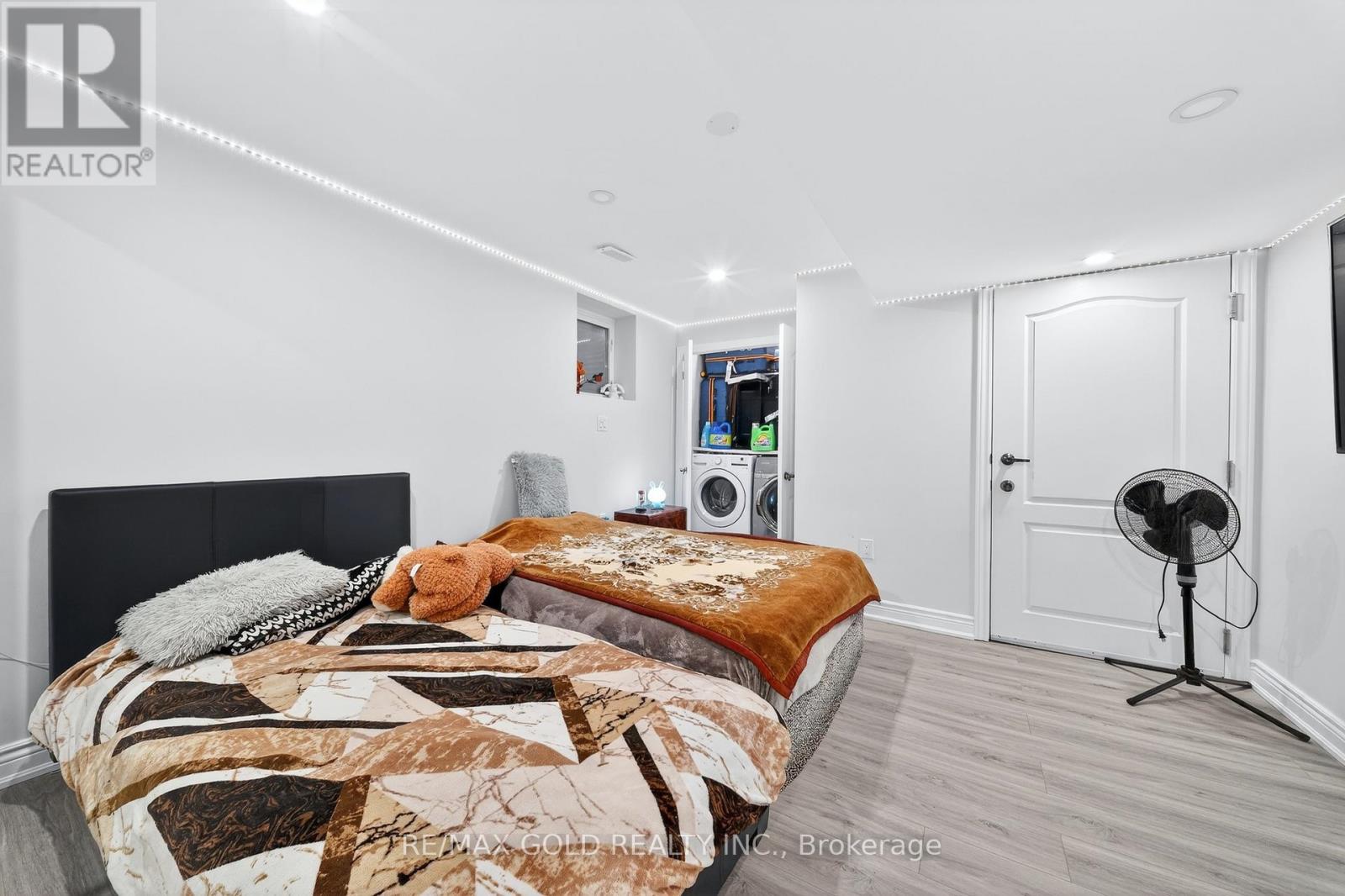 161 Shephard Avenue, New Tecumseth, Ontario  L9R 0J9 - Photo 38 - N12978642