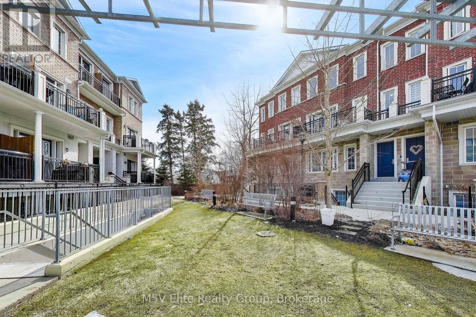 E07 - 26 Bruce Street, Vaughan, Ontario  L4L 0H4 - Photo 11 - N12978720