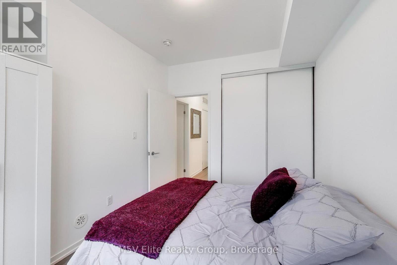 E07 - 26 Bruce Street, Vaughan, Ontario  L4L 0H4 - Photo 9 - N12978720