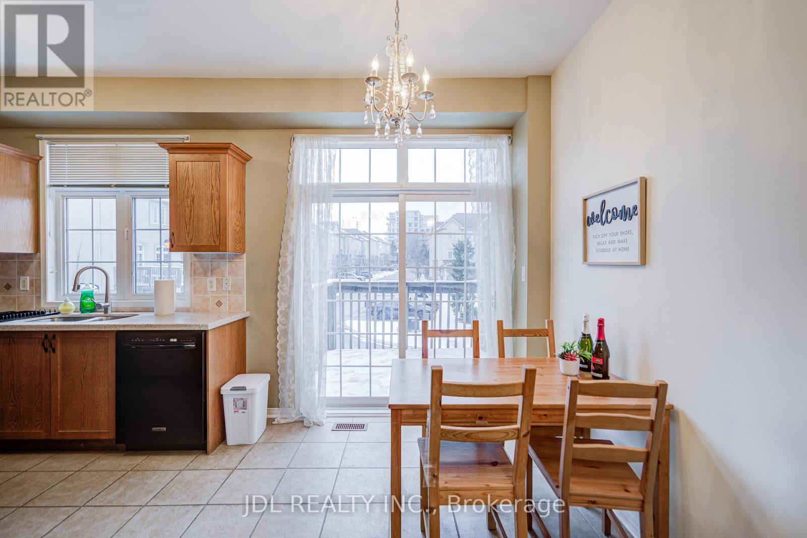 14 - 10 Post Oak Drive, Richmond Hill, Ontario  L4E 4H8 - Photo 22 - N12978722