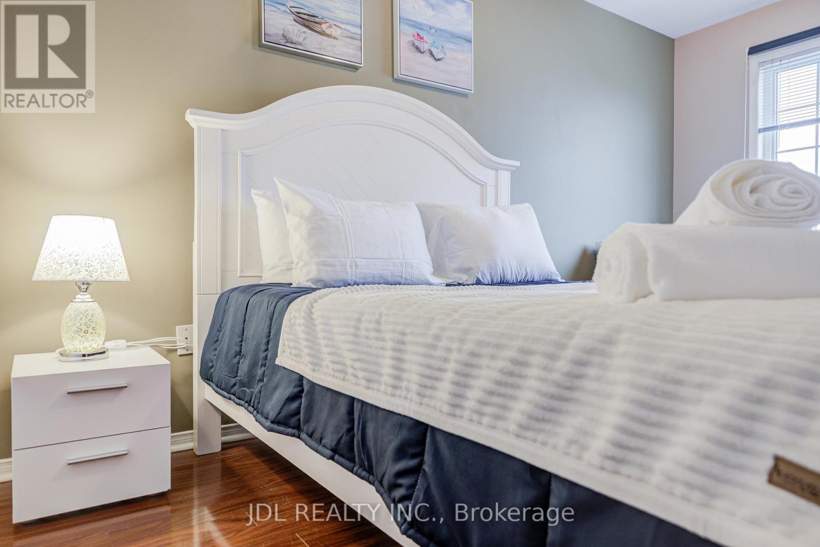 14 - 10 Post Oak Drive, Richmond Hill, Ontario  L4E 4H8 - Photo 37 - N12978722