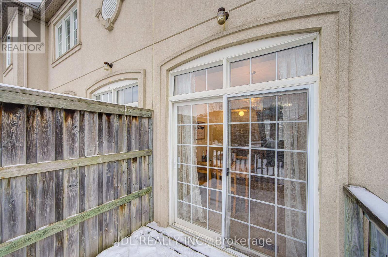 14 - 10 Post Oak Drive, Richmond Hill, Ontario  L4E 4H8 - Photo 49 - N12978722