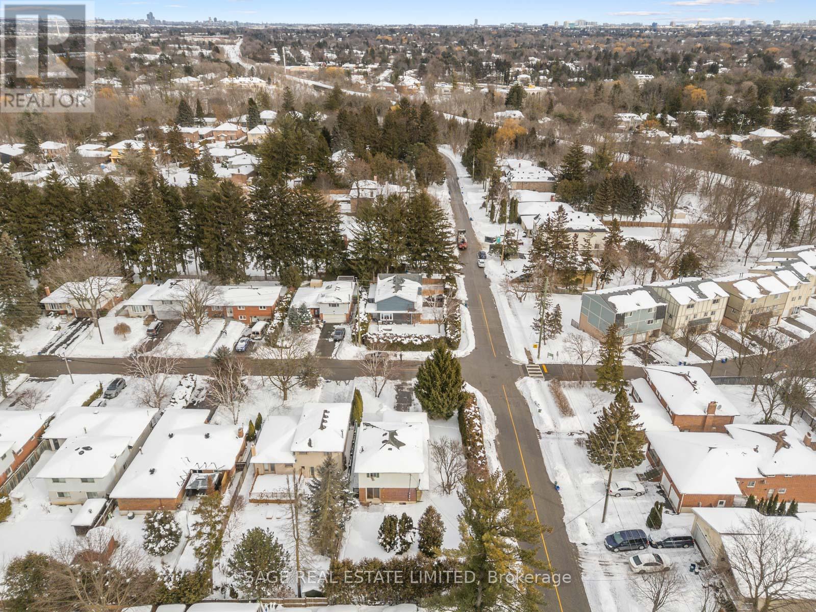 2 Johnson Street, Markham, Ontario  L3T 2N7 - Photo 21 - N12978752