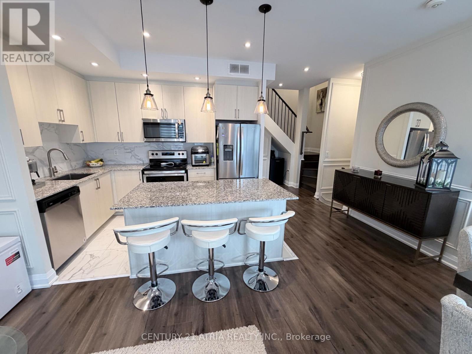 A203 - 5309 Highway 7 Road, Vaughan, Ontario  L4L 0J1 - Photo 5 - N12970676