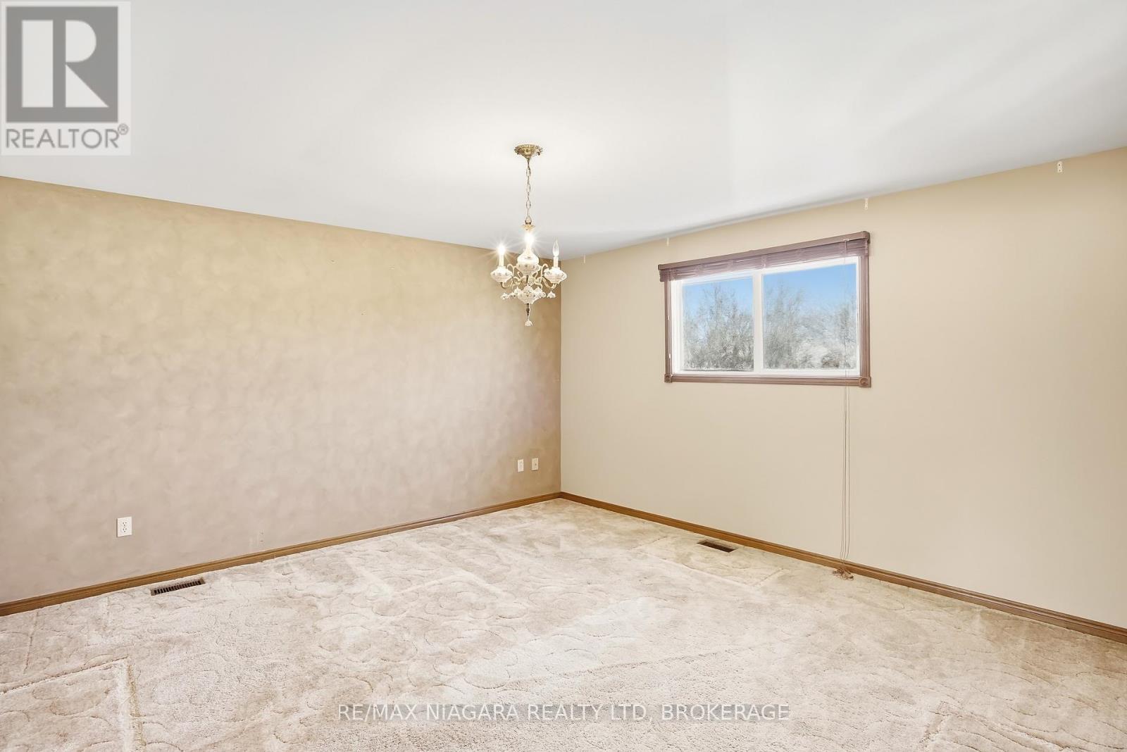 5035 Pettit Avenue, Niagara Falls, Ontario  L2E 7B8 - Photo 15 - X12975188