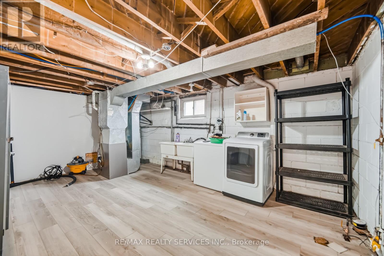 6 Bonnyview Drive, Toronto, Ontario  M8Y 3G6 - Photo 44 - W12978422