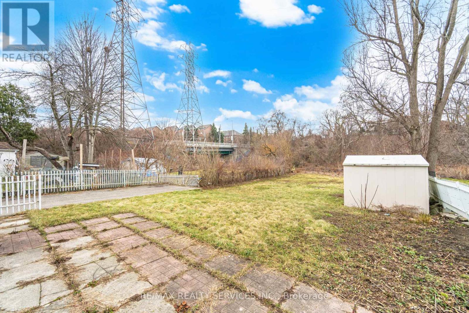 6 Bonnyview Drive, Toronto, Ontario  M8Y 3G6 - Photo 49 - W12978422