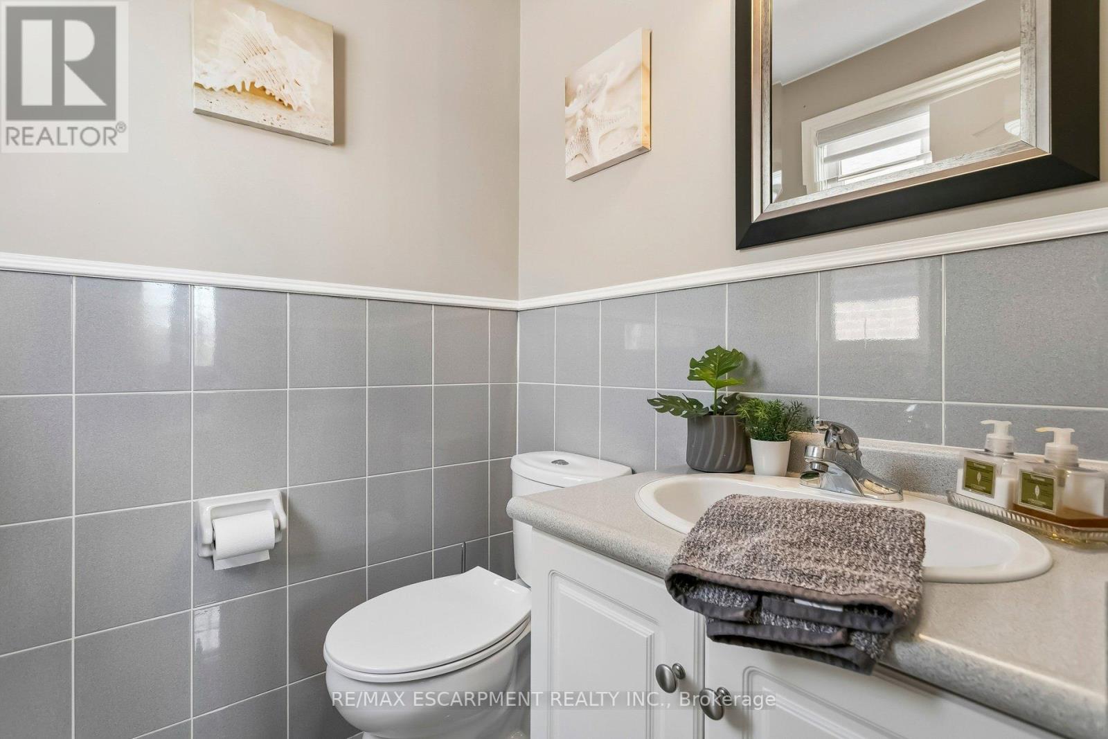 63 Wendell Avenue, Toronto, Ontario  M9N 3K8 - Photo 30 - W12978430