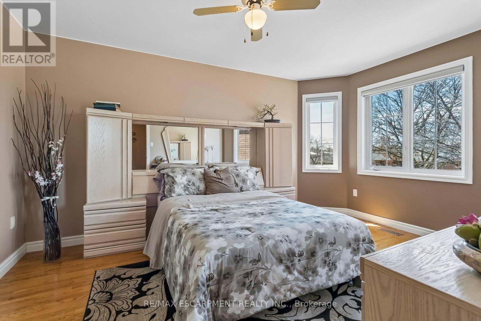 63 Wendell Avenue, Toronto, Ontario  M9N 3K8 - Photo 31 - W12978430