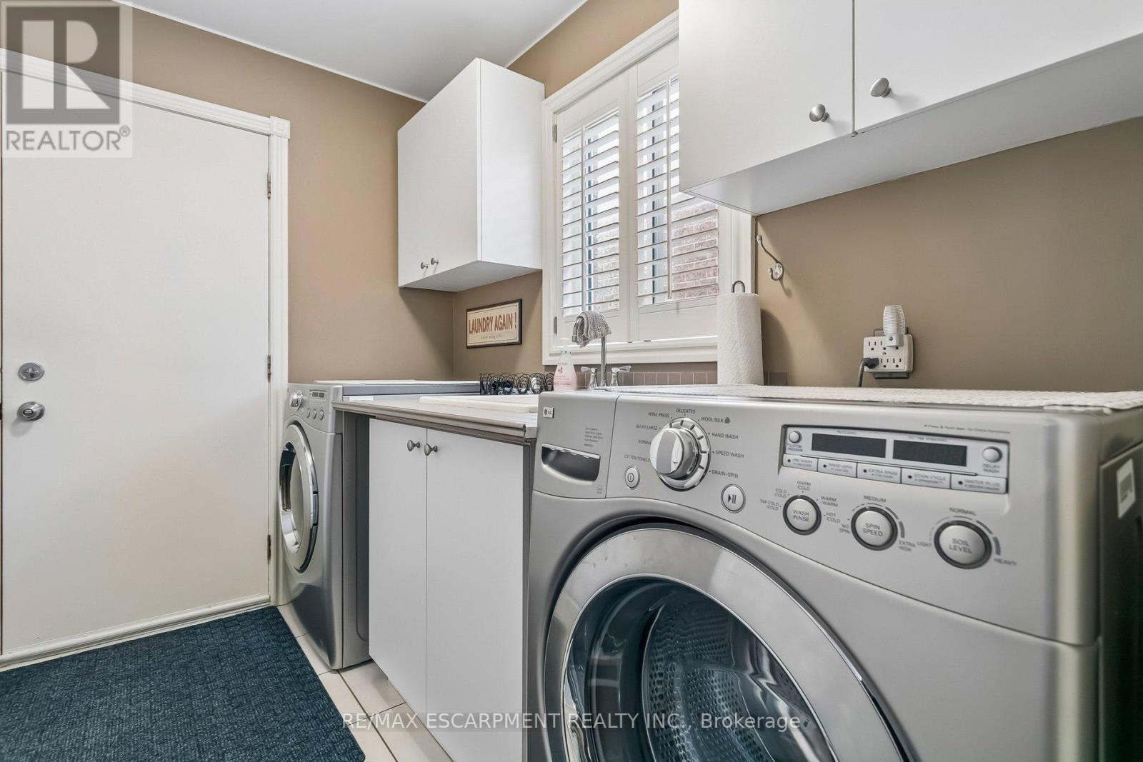 63 Wendell Avenue, Toronto, Ontario  M9N 3K8 - Photo 37 - W12978430