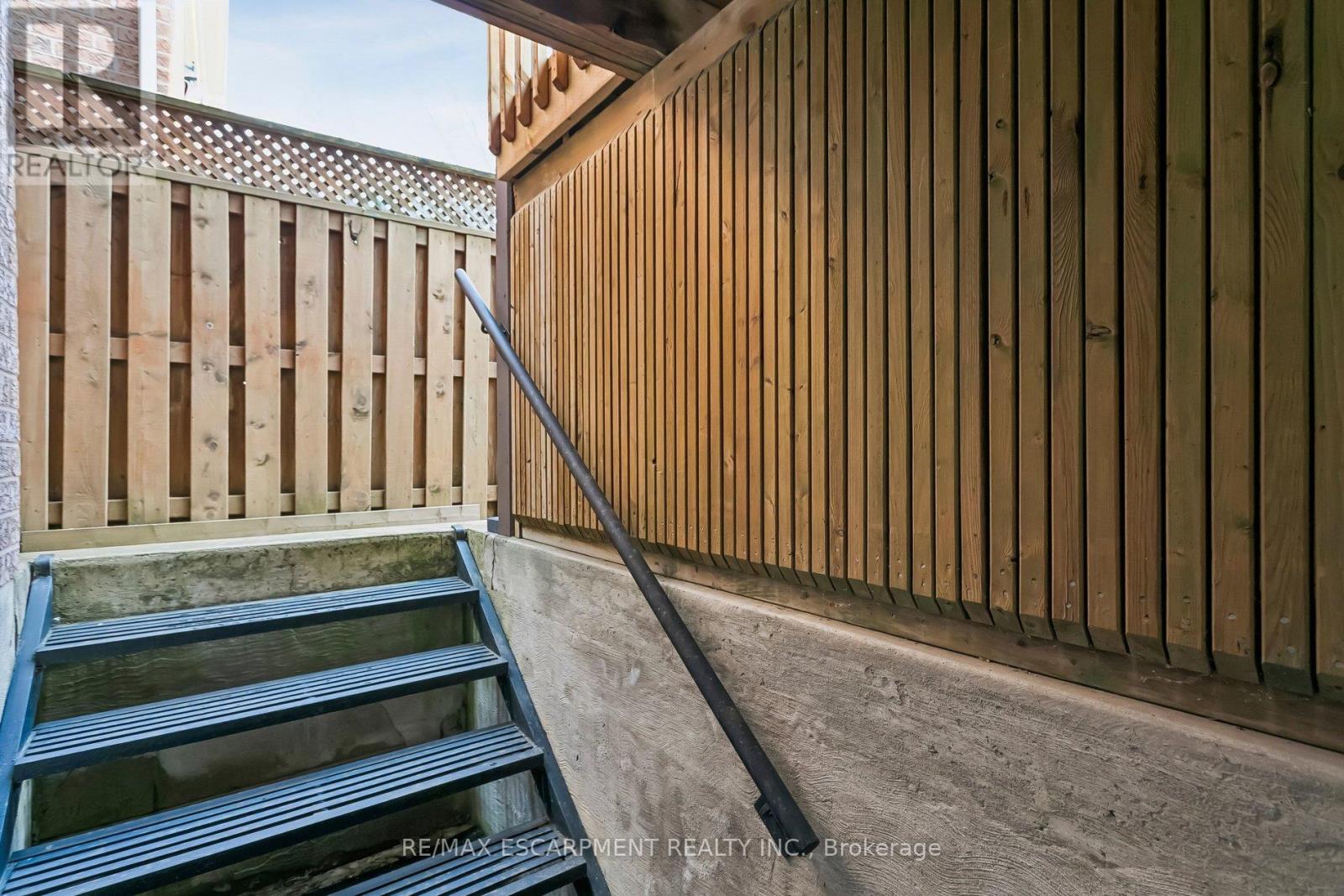 63 Wendell Avenue, Toronto, Ontario  M9N 3K8 - Photo 42 - W12978430