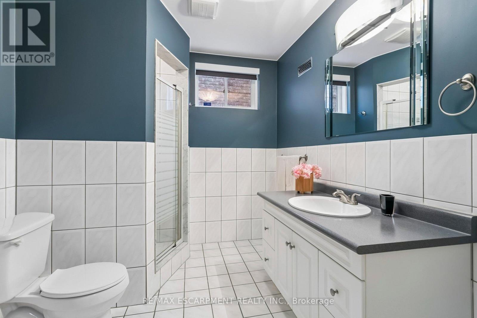 63 Wendell Avenue, Toronto, Ontario  M9N 3K8 - Photo 45 - W12978430