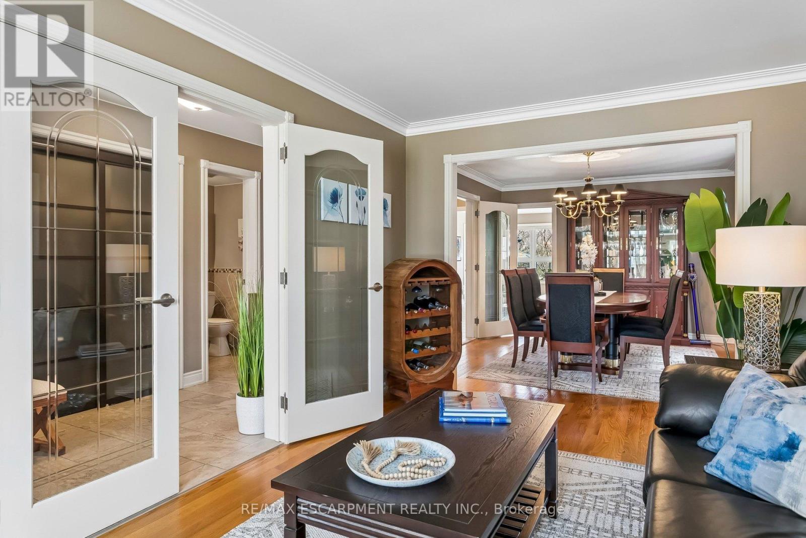 63 Wendell Avenue, Toronto, Ontario  M9N 3K8 - Photo 7 - W12978430