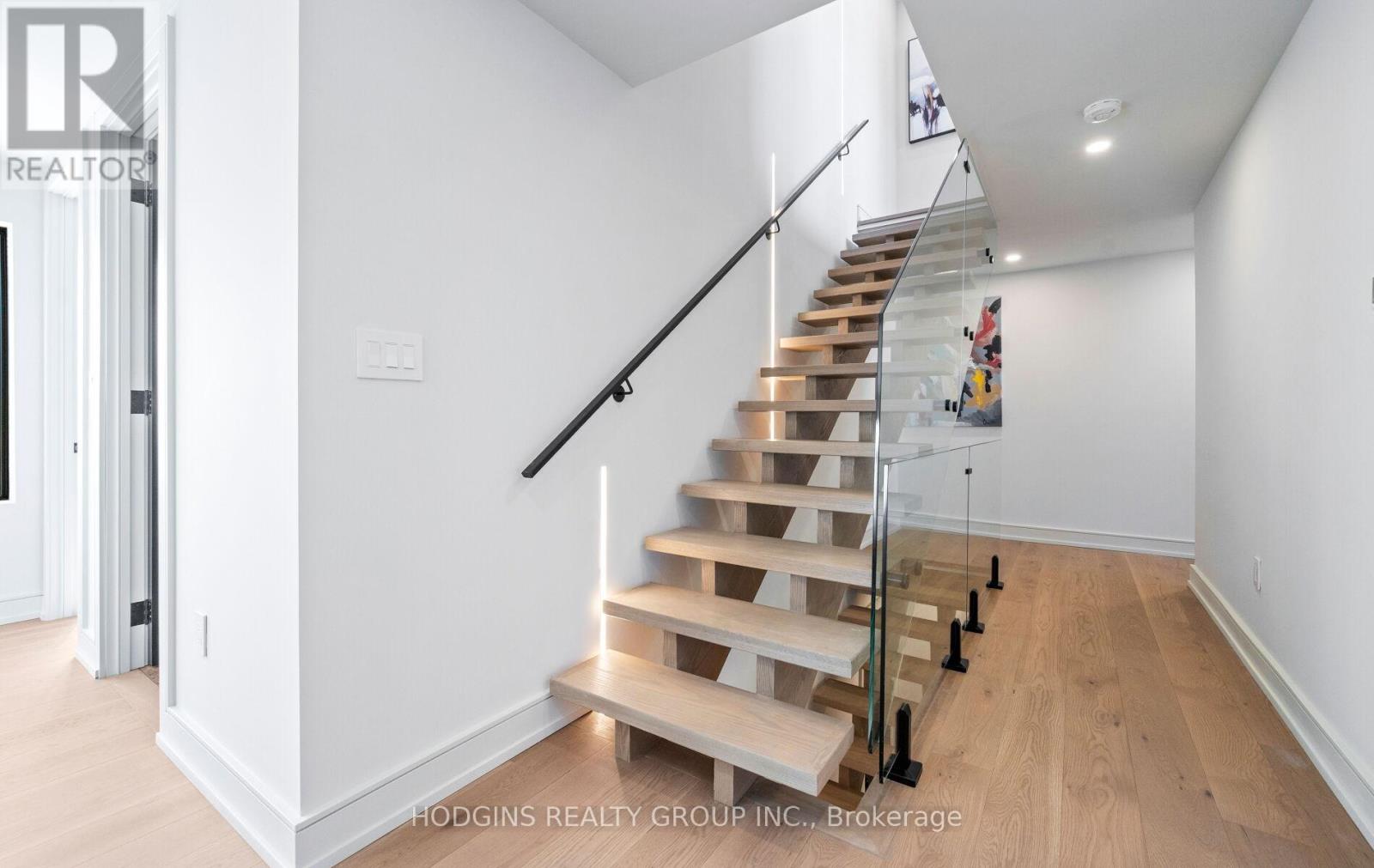 855 Tenth Street, Mississauga, Ontario  L5E 1S7 - Photo 26 - W12978442