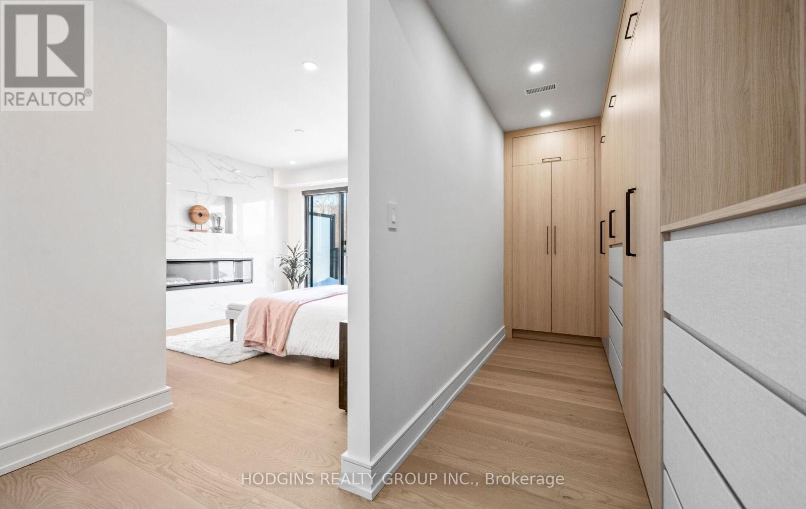 855 Tenth Street, Mississauga, Ontario  L5E 1S7 - Photo 30 - W12978442