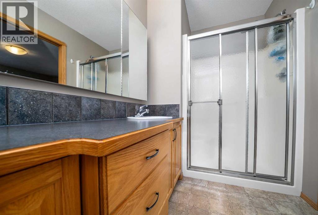 158 Sunrise Road Sw, Medicine Hat, Alberta  T1B 4S1 - Photo 17 - A2296134