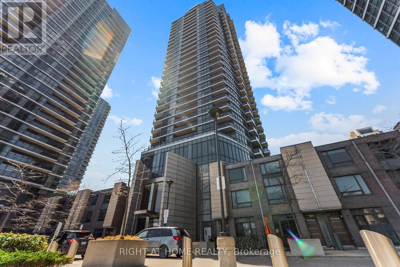 2801 - 5 VALHALLA INN ROAD, Toronto, Ontario