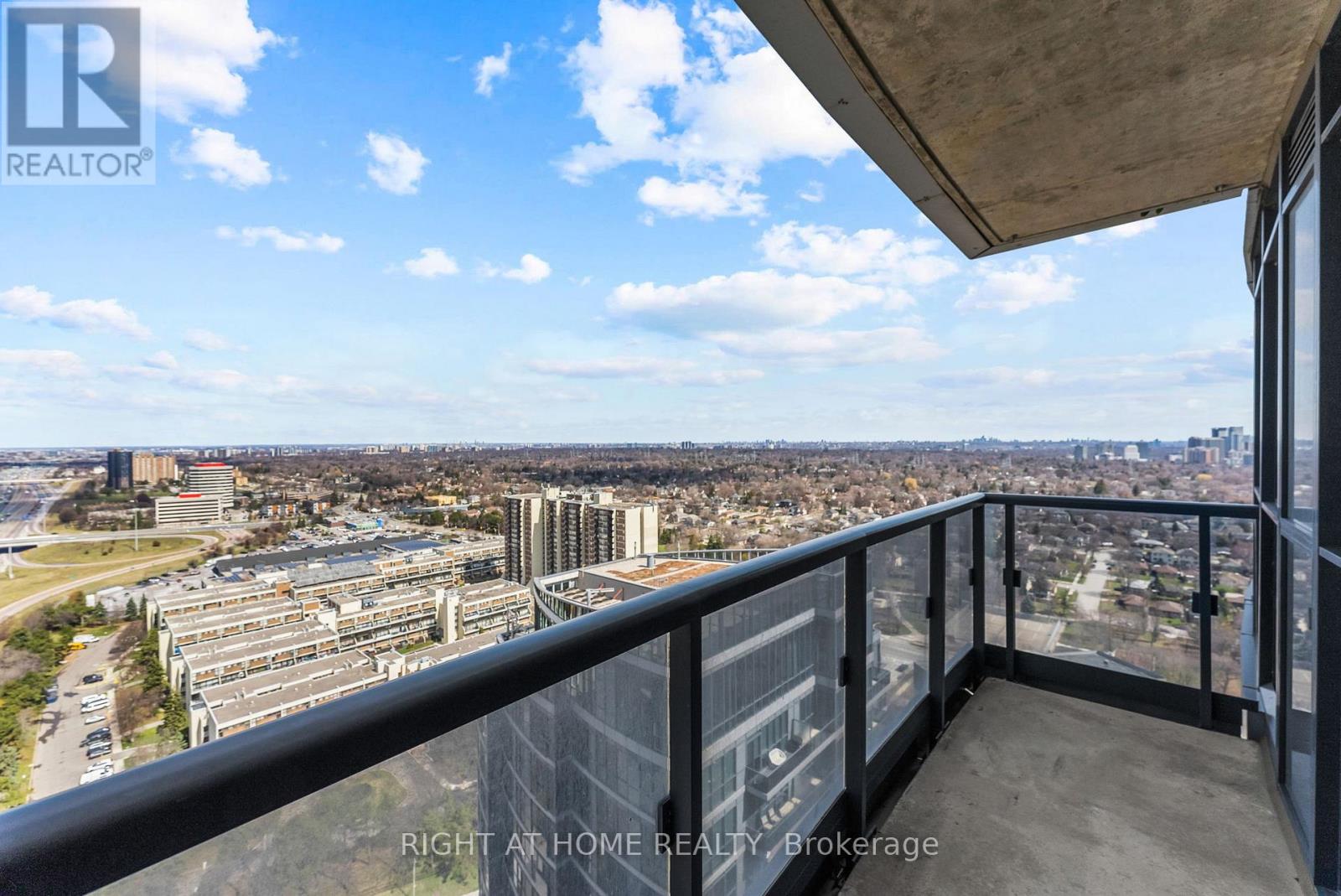 2801 - 5 Valhalla Inn Road, Toronto, Ontario  M9B 0B1 - Photo 14 - W12978462