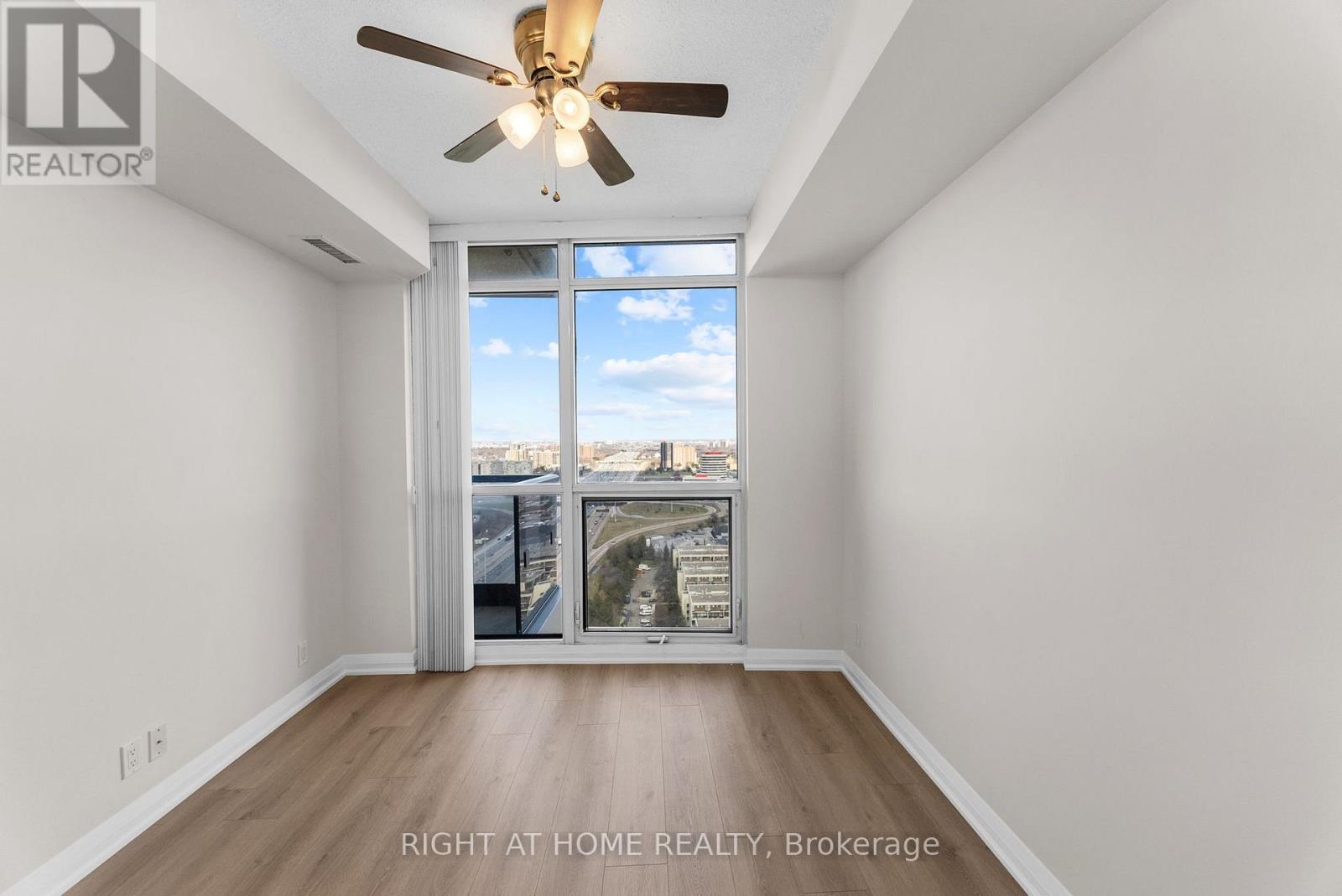 2801 - 5 Valhalla Inn Road, Toronto, Ontario  M9B 0B1 - Photo 20 - W12978462