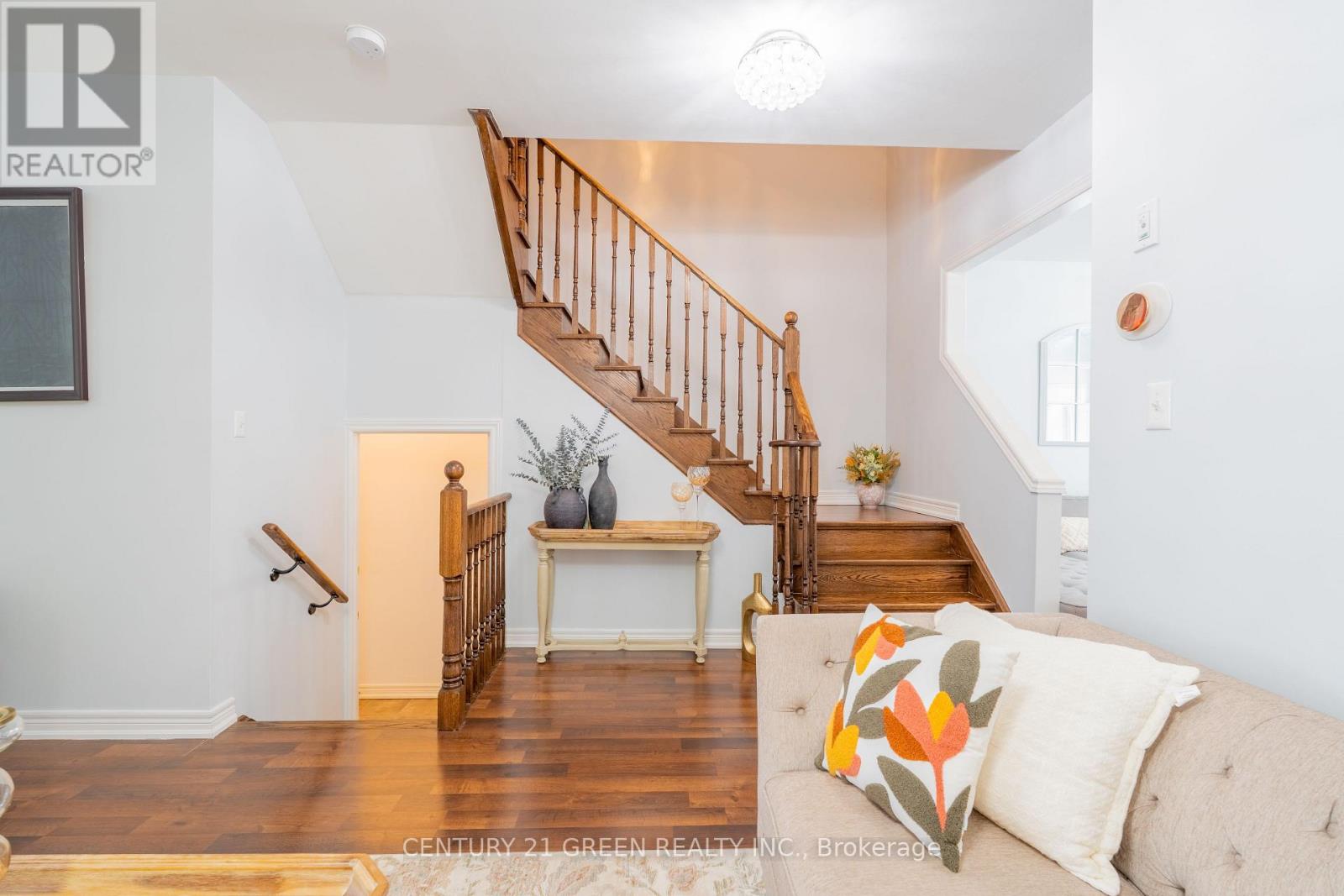 3243 Stoney Crescent, Mississauga, Ontario  L5M 0V4 - Photo 11 - W12978600