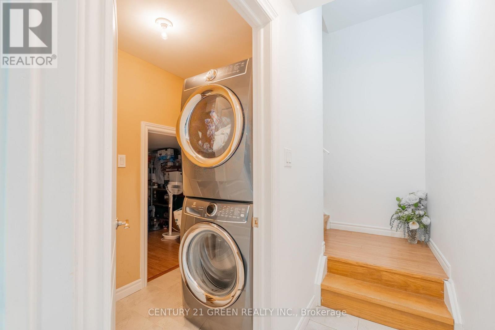 3243 Stoney Crescent, Mississauga, Ontario  L5M 0V4 - Photo 42 - W12978600