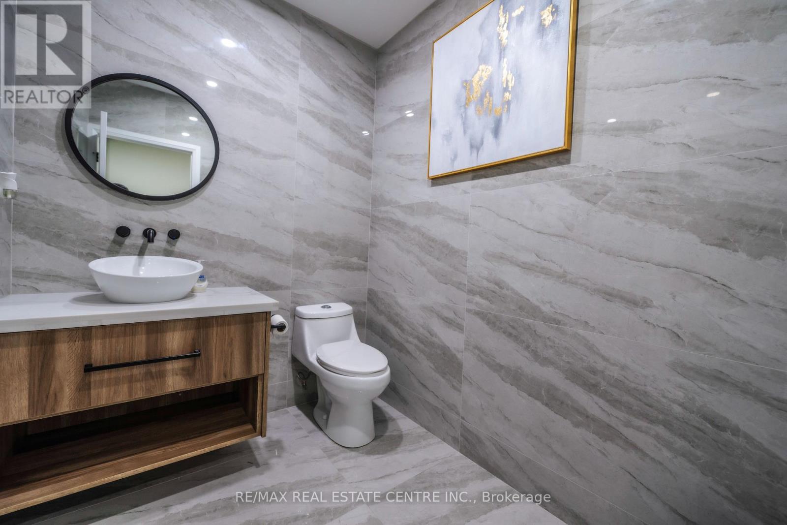 20 - 2131 Williams Parkway, Brampton, Ontario  L6S 5Z4 - Photo 9 - W12978614