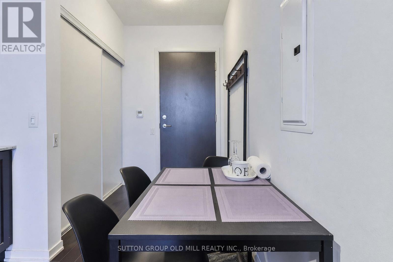 2109 - 105 The Queensway, Toronto, Ontario  M6S 5B5 - Photo 14 - W12978628