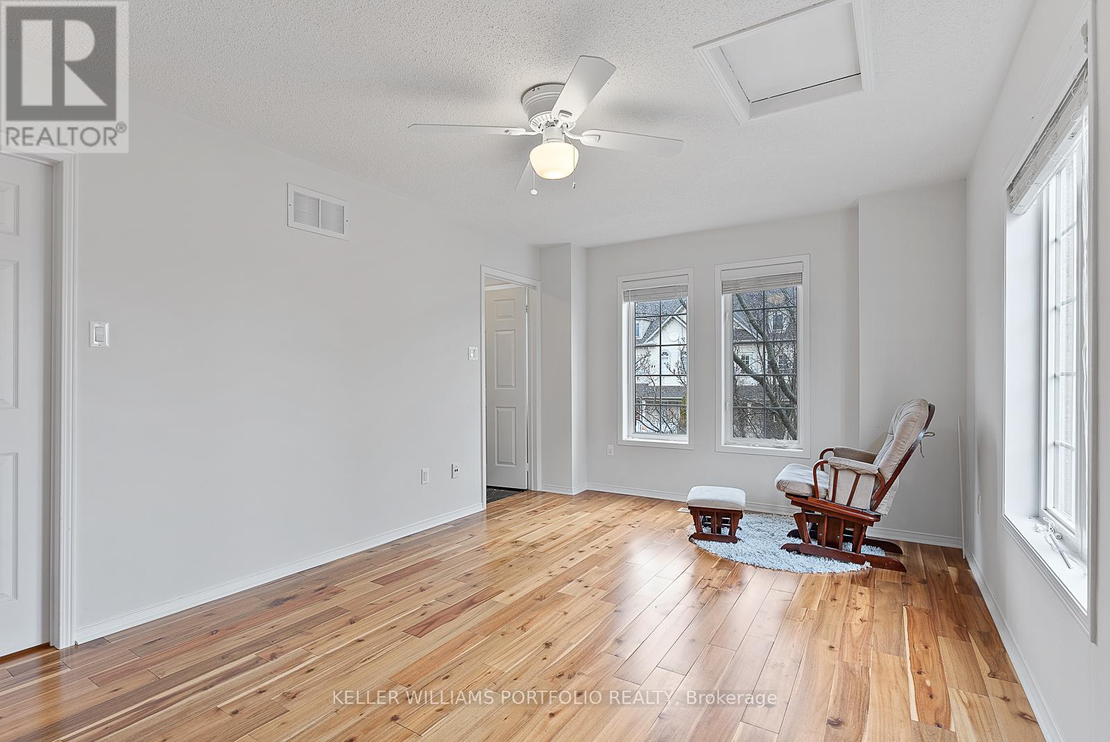 118 Gatwick Drive, Oakville, Ontario  L6H 6V3 - Photo 23 - W12978650