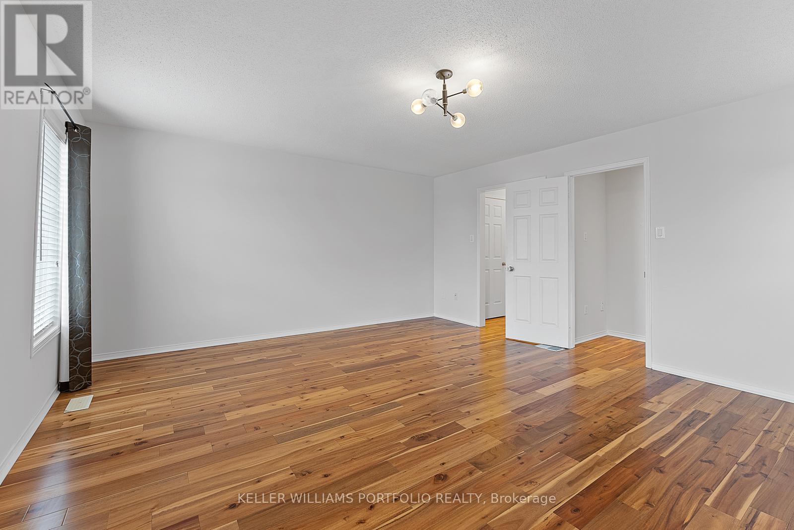 118 Gatwick Drive, Oakville, Ontario  L6H 6V3 - Photo 36 - W12978650