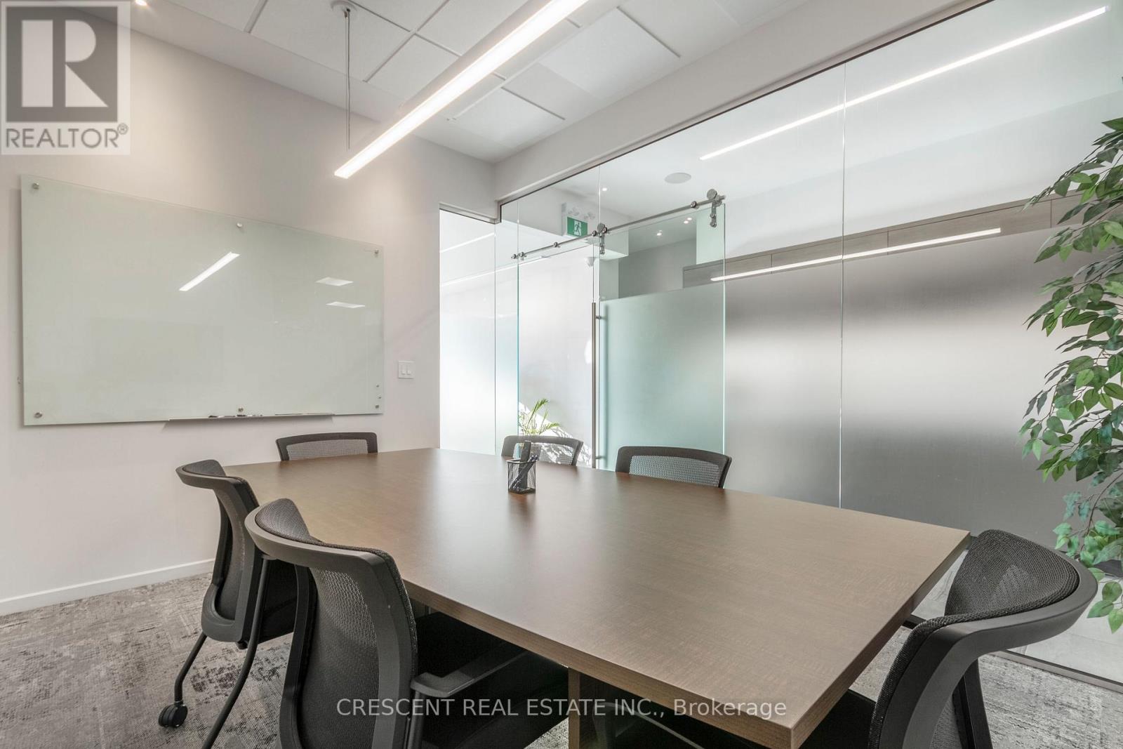 Cubicle 3 - 347 Jane Street, Toronto, Ontario  M6S 3Z3 - Photo 11 - W12978666
