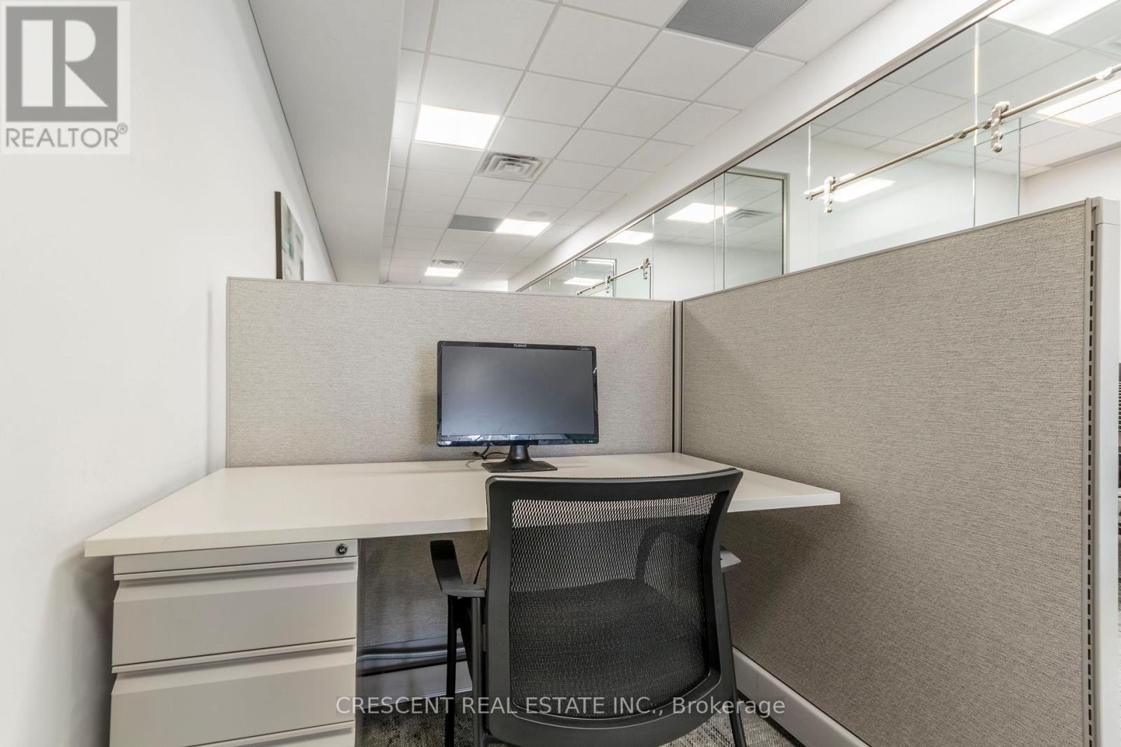 Cubicle 3 - 347 Jane Street, Toronto, Ontario  M6S 3Z3 - Photo 15 - W12978678