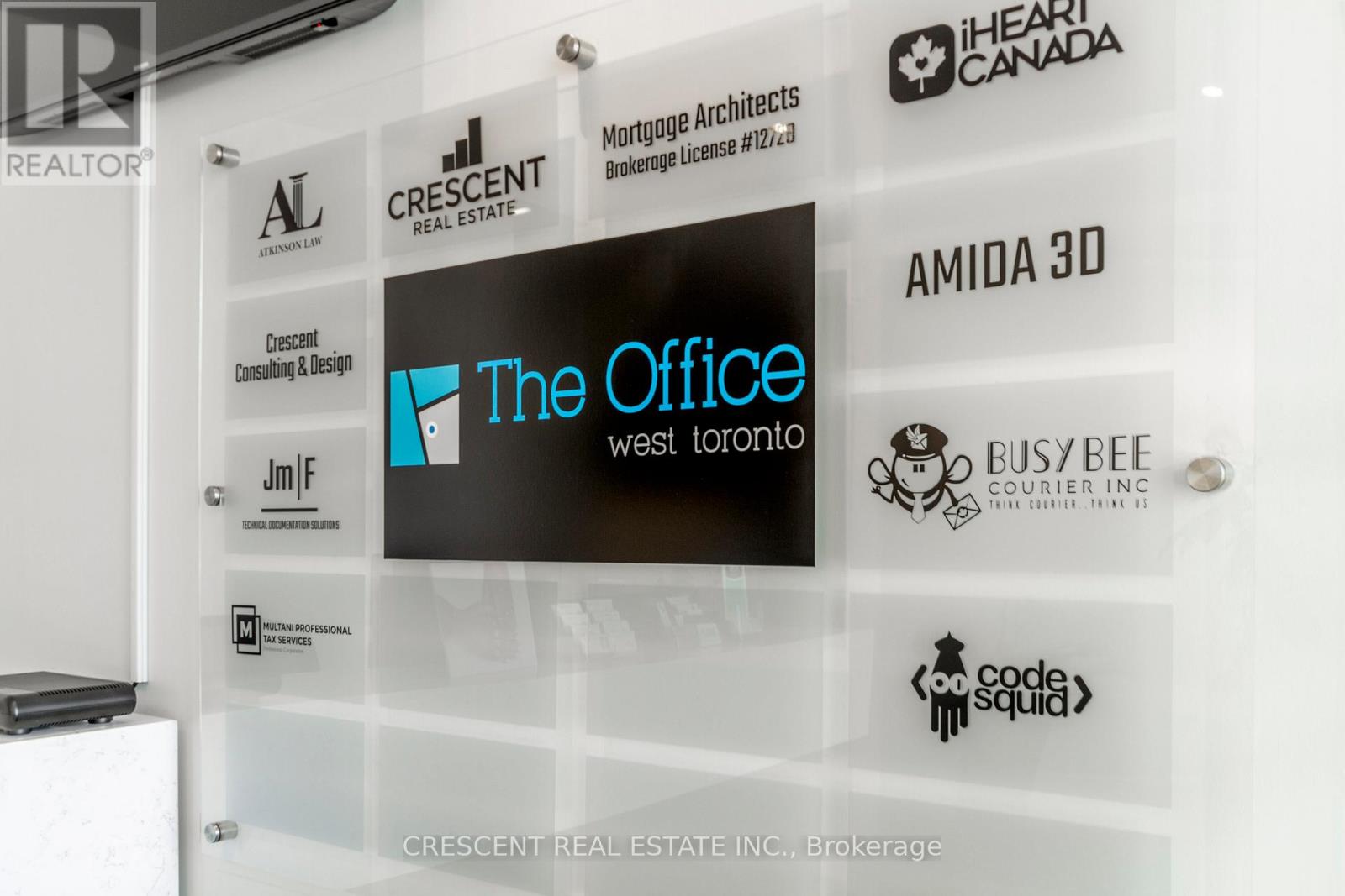 Cubicle 3 - 347 Jane Street, Toronto, Ontario  M6S 3Z3 - Photo 7 - W12978678