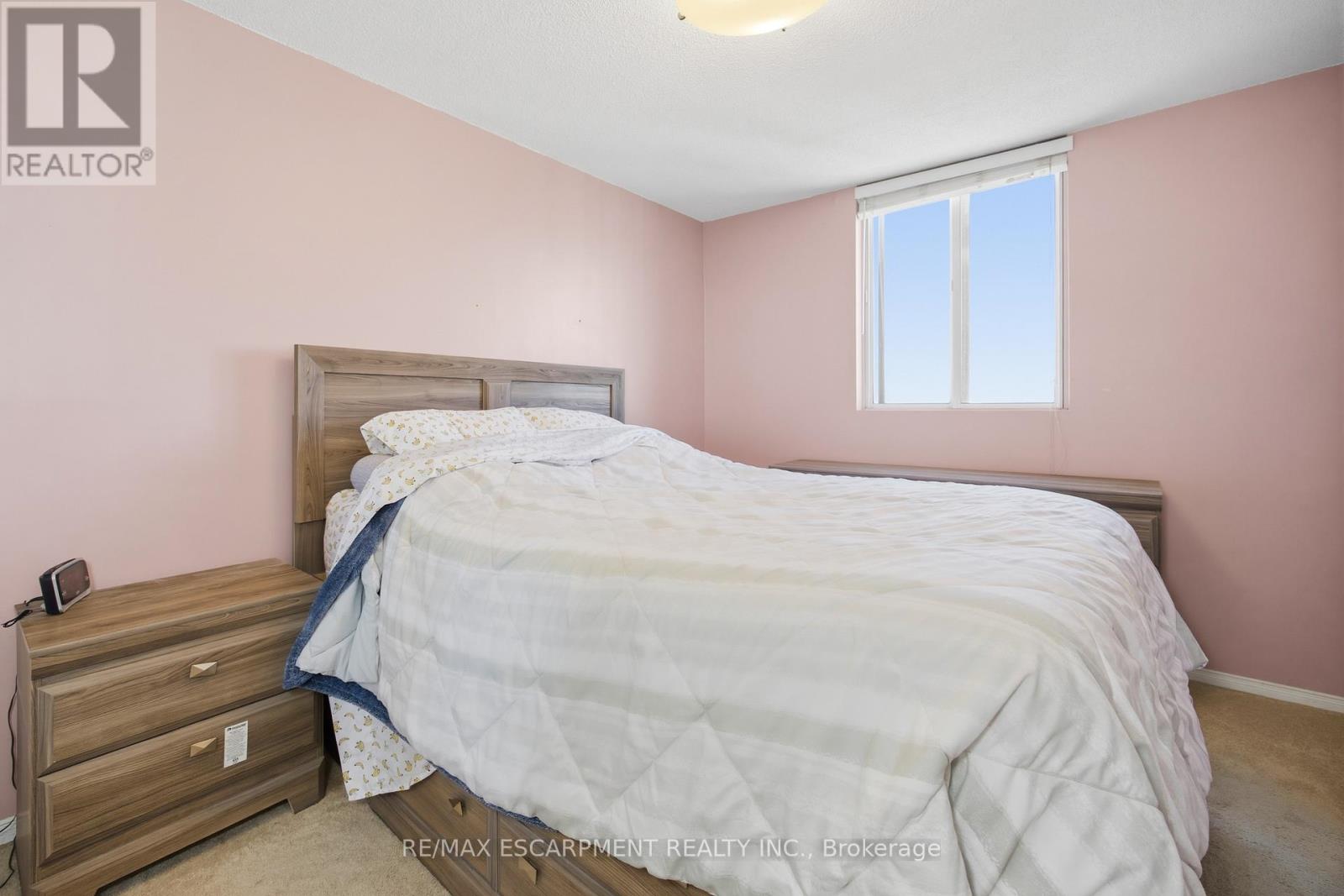 Ph1 - 145 Hillcrest Avenue, Mississauga, Ontario  L5B 4B1 - Photo 27 - W12978680