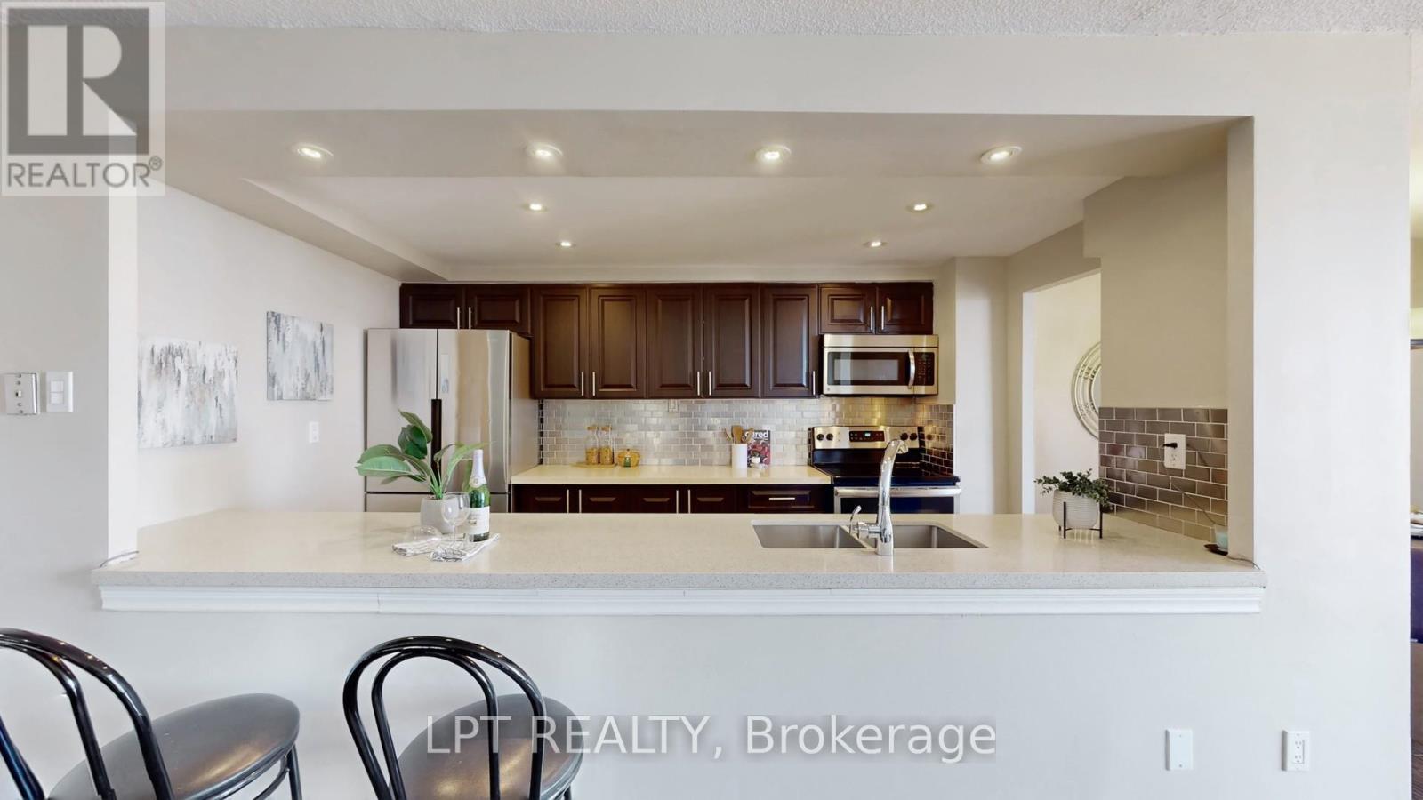 1503 - 3170 Kirwin Avenue, Mississauga, Ontario  L5A 3R1 - Photo 19 - W12978690