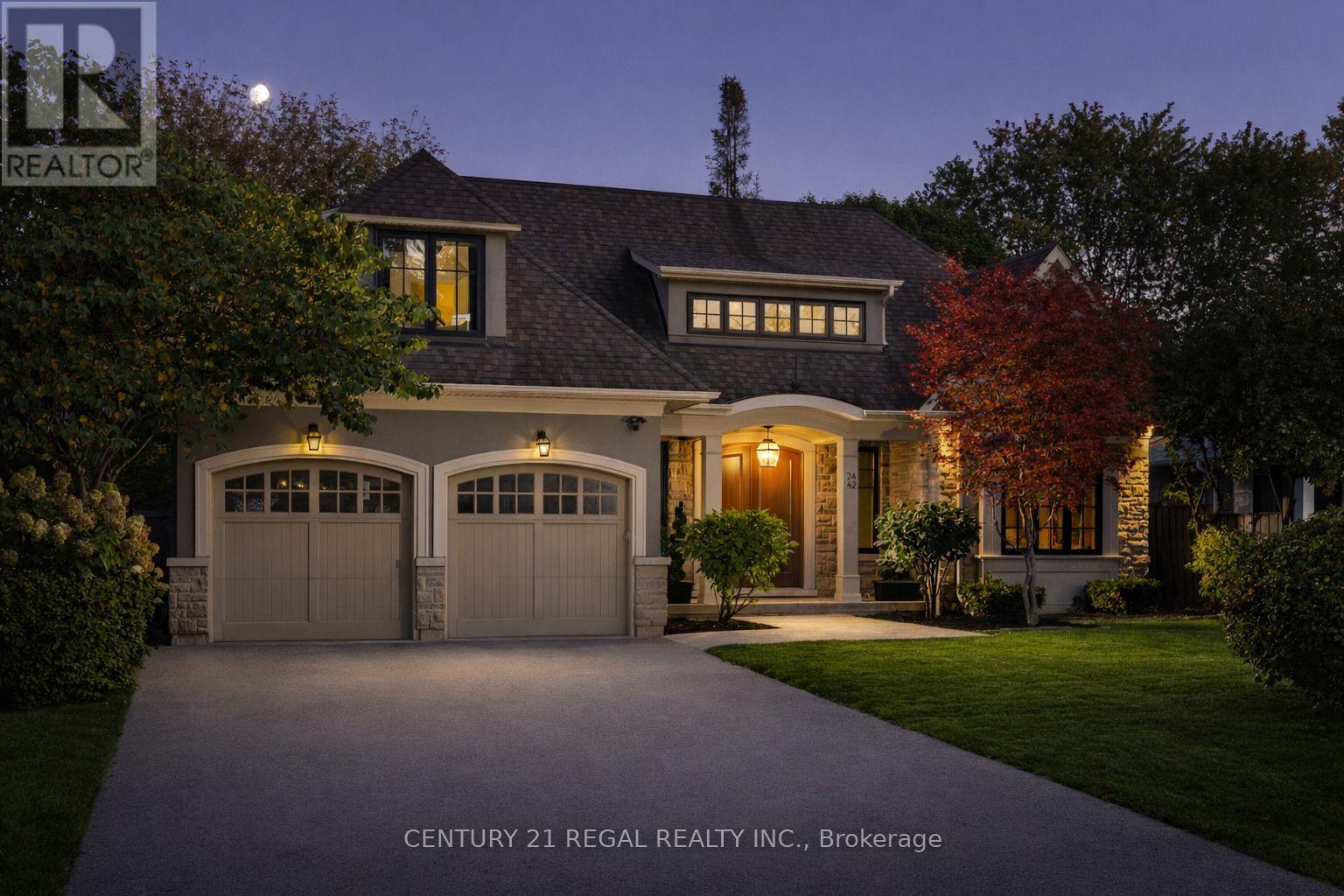 2442 MEADOWOOD CRESCENT, Oakville, Ontario