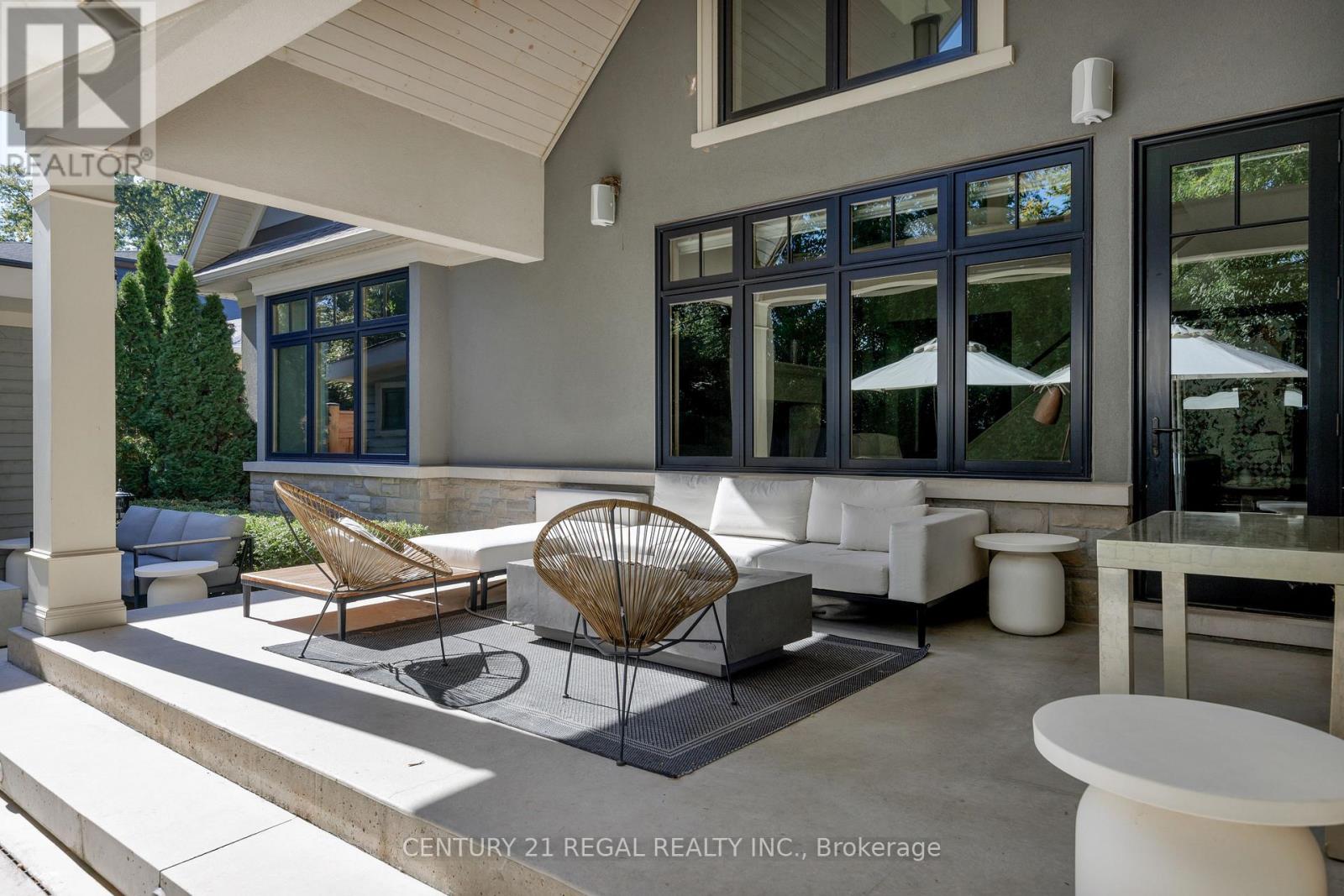 2442 Meadowood Crescent, Oakville, Ontario  L6L 1V6 - Photo 21 - W12978700