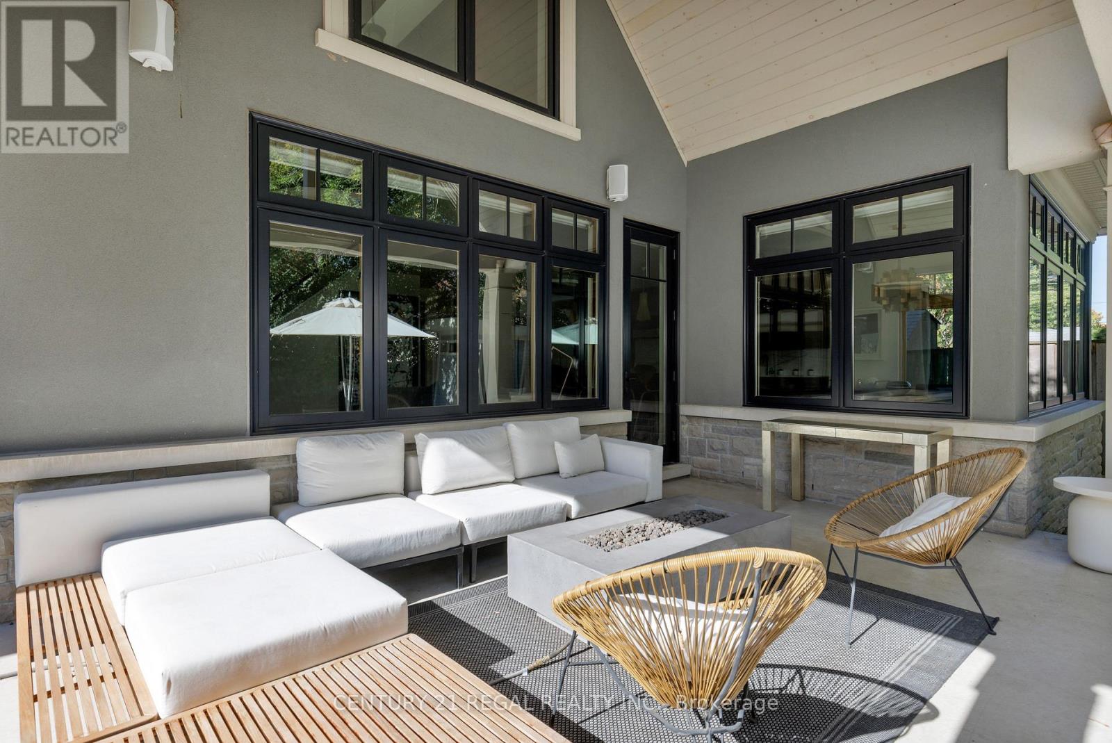 2442 Meadowood Crescent, Oakville, Ontario  L6L 1V6 - Photo 22 - W12978700