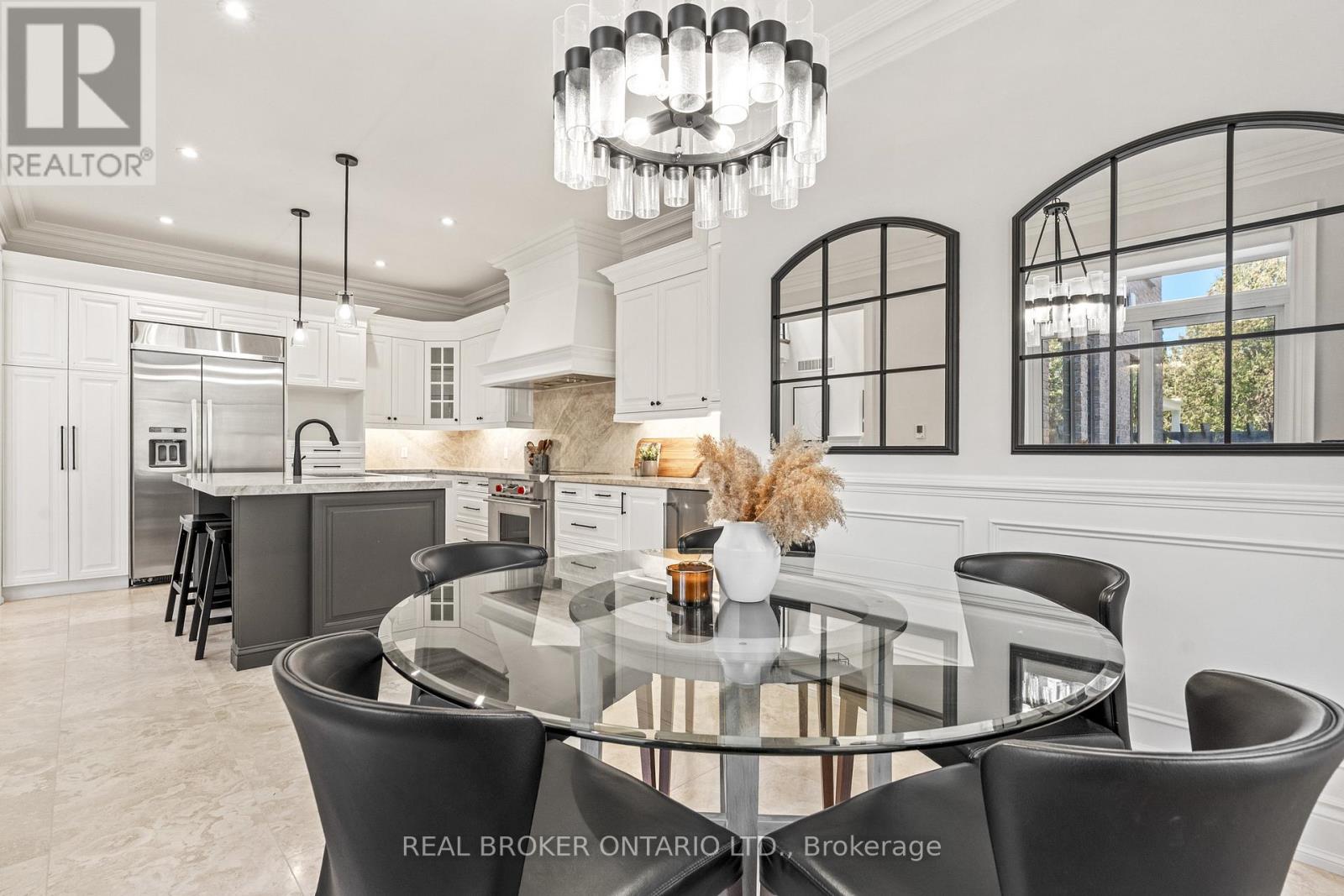 40 Hilldowntree Road, Toronto, Ontario  M9A 2Z8 - Photo 16 - W12978730