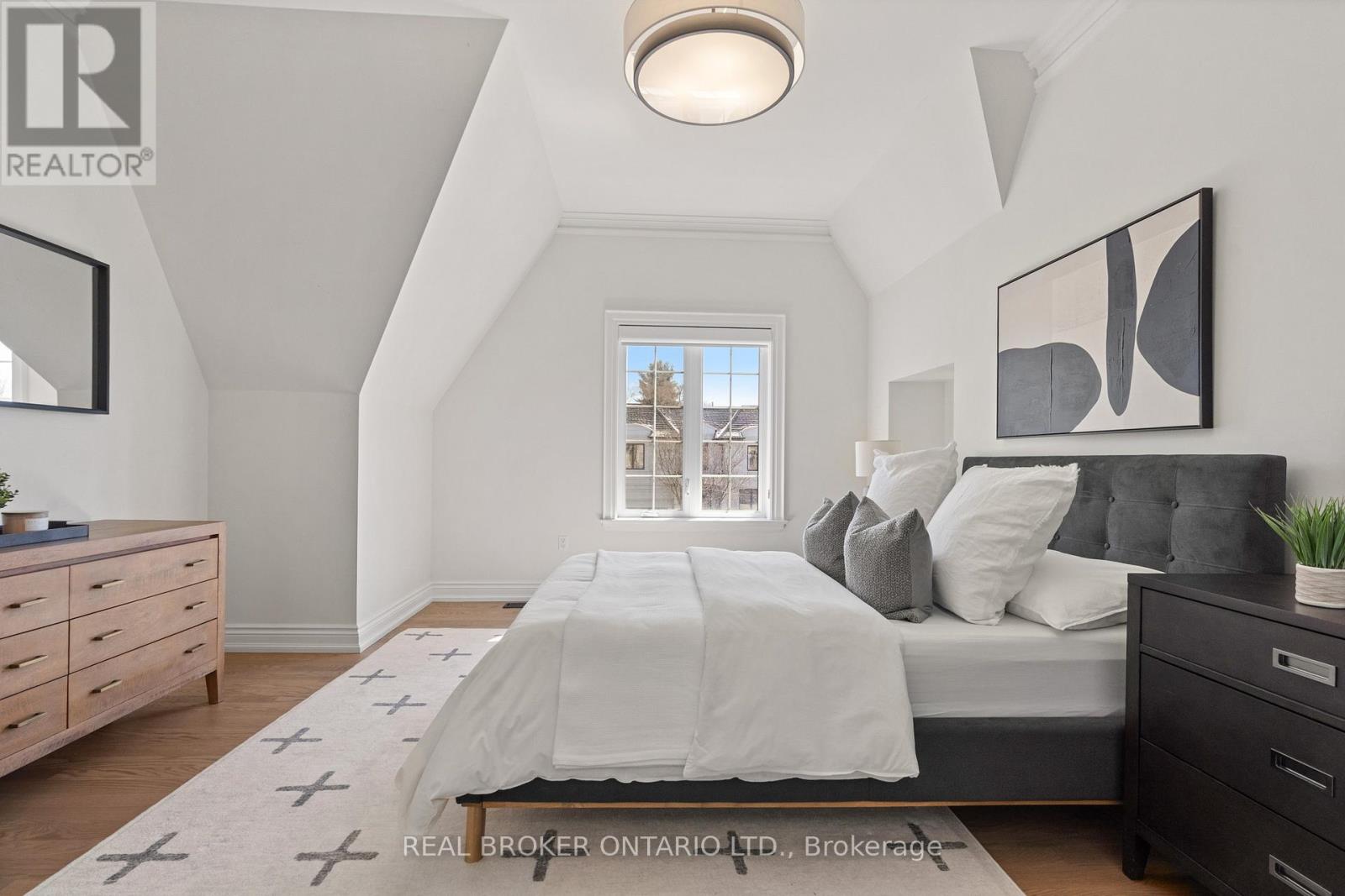 40 Hilldowntree Road, Toronto, Ontario  M9A 2Z8 - Photo 26 - W12978730