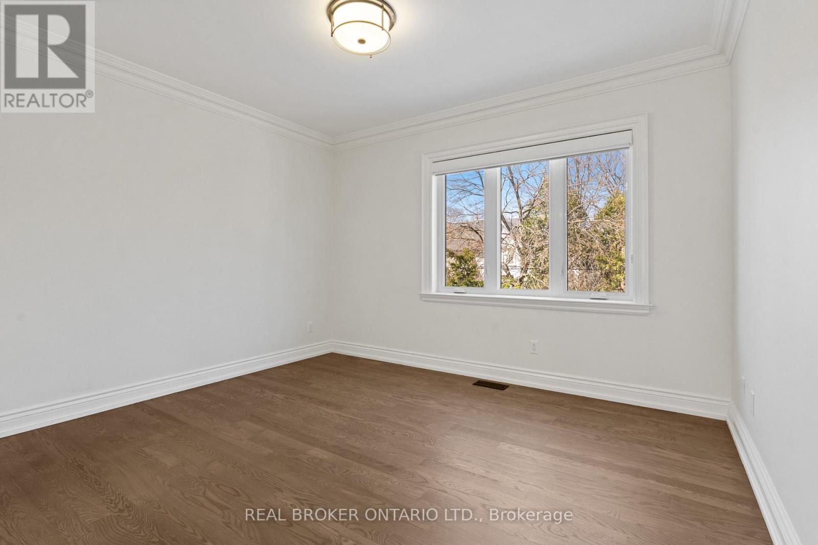 40 Hilldowntree Road, Toronto, Ontario  M9A 2Z8 - Photo 29 - W12978730