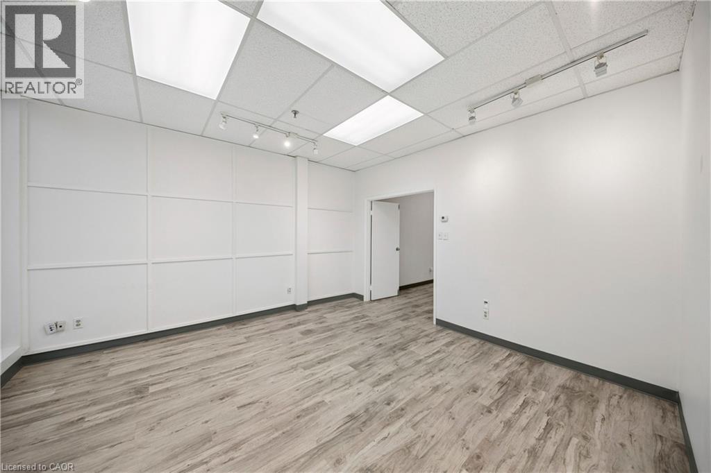 2140 Winston Park Drive Unit# 28, Oakville, Ontario  L6H 5W1 - Photo 2 - 40807900